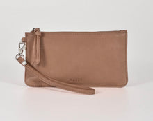 Load image into Gallery viewer, Abril Leather Wristlet Purse
