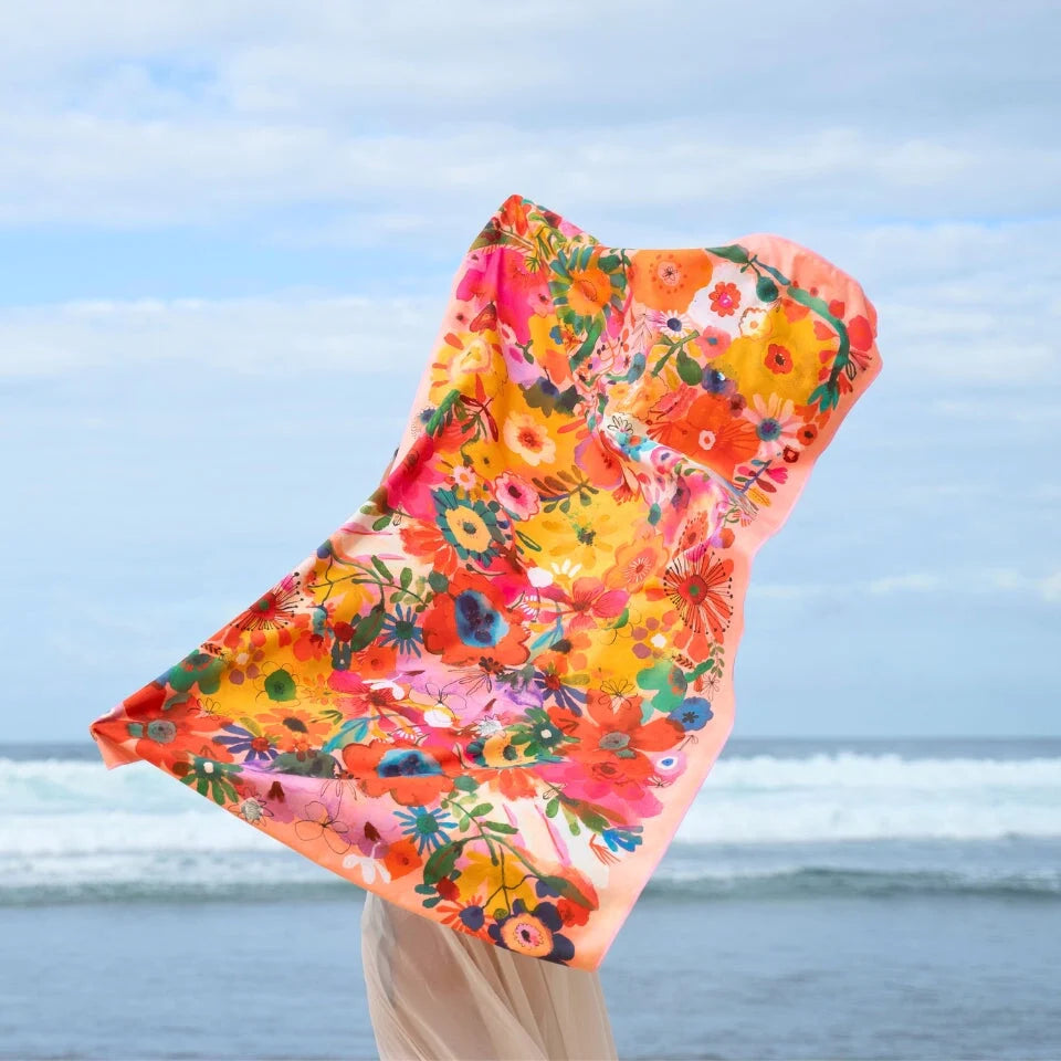 Beach Towel Daisy Chain