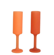 Load image into Gallery viewer, Silicone Champagne Flute 2 pack
